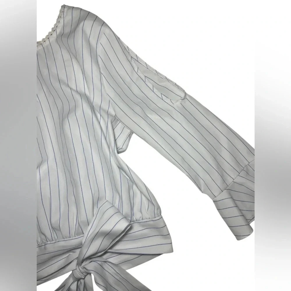 Ladies Blouse - Picture 4 of 6